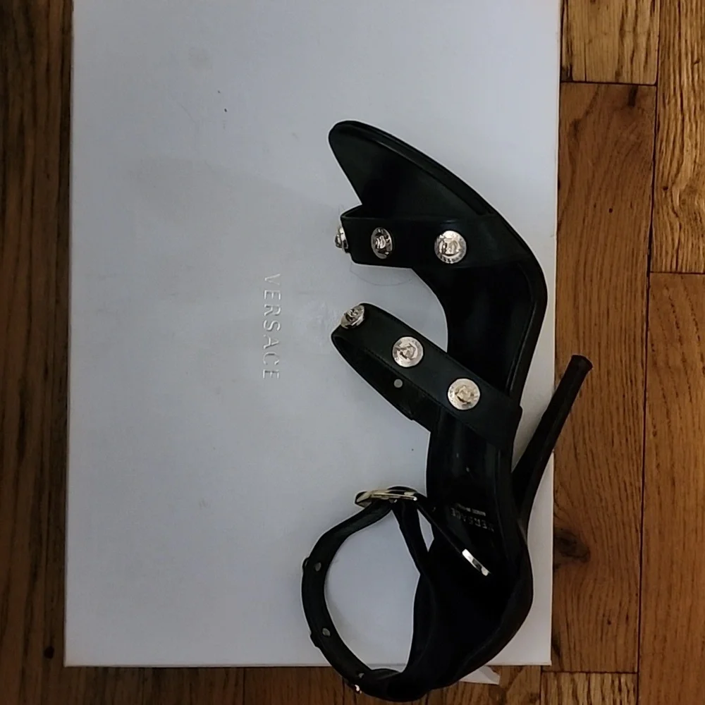 Versace Sandals - Picture 3 of 4
